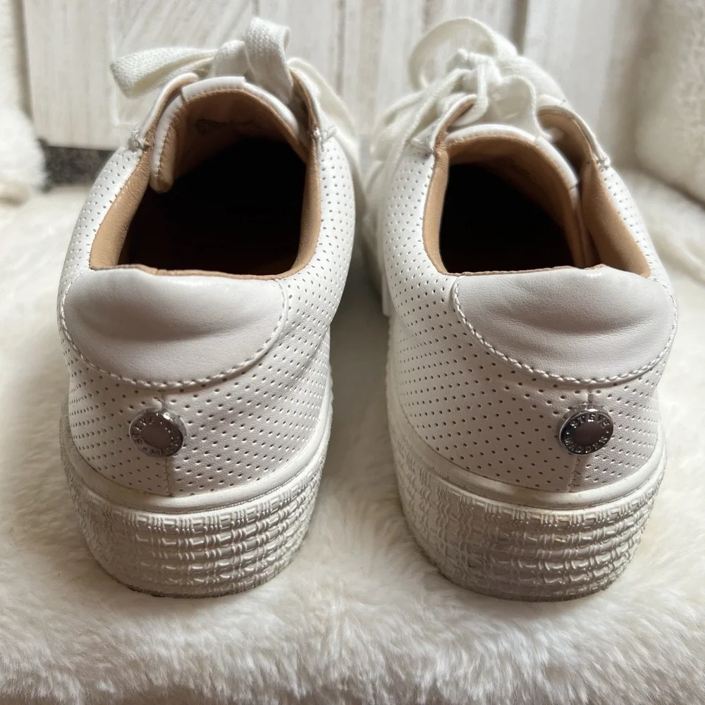 Steve Madden Toliver‎ White Perforated Platform Sneakers TLVR01S1 Womens 8